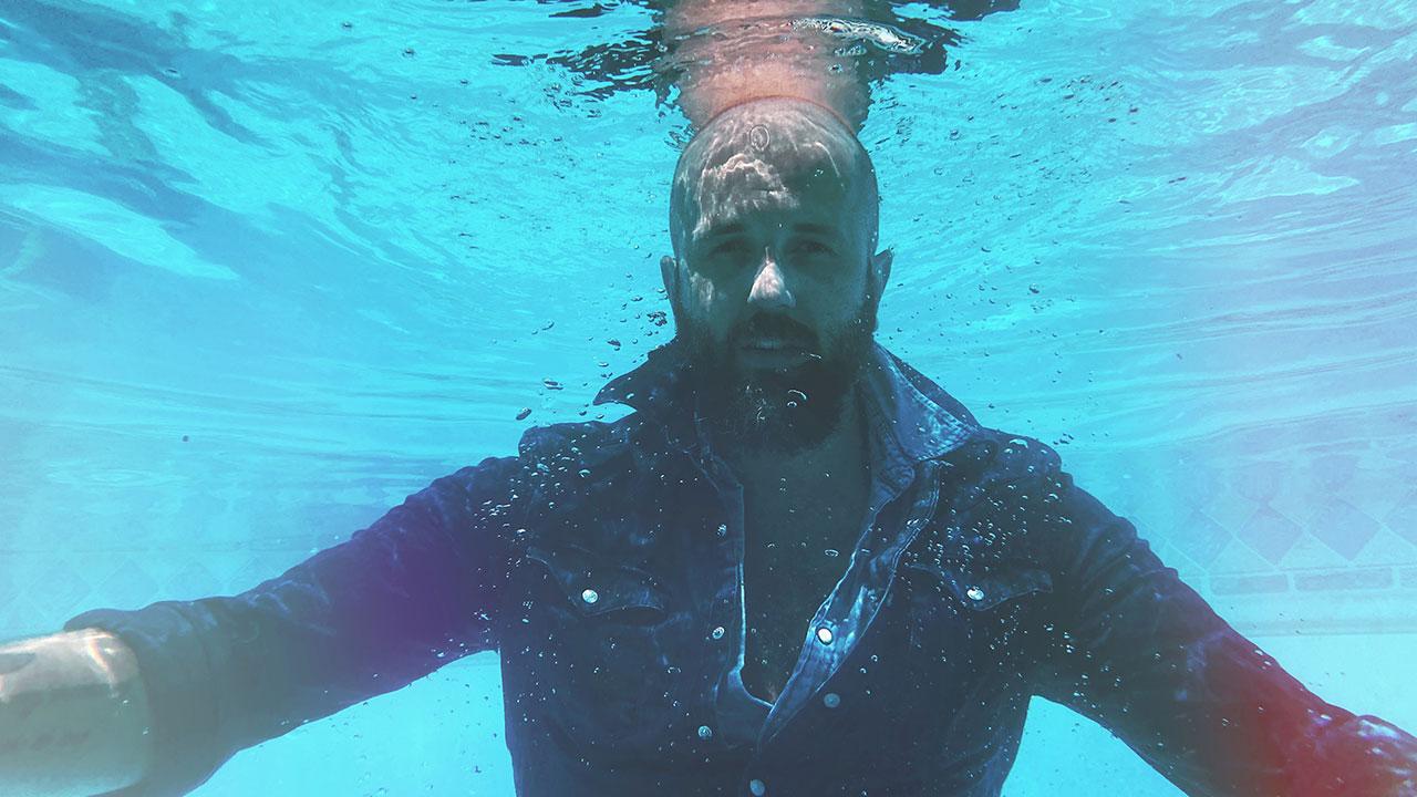 William Fitzsimmons under water